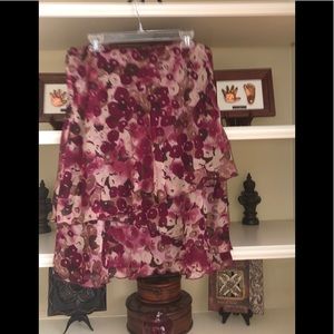 Sangria floral layer skirt